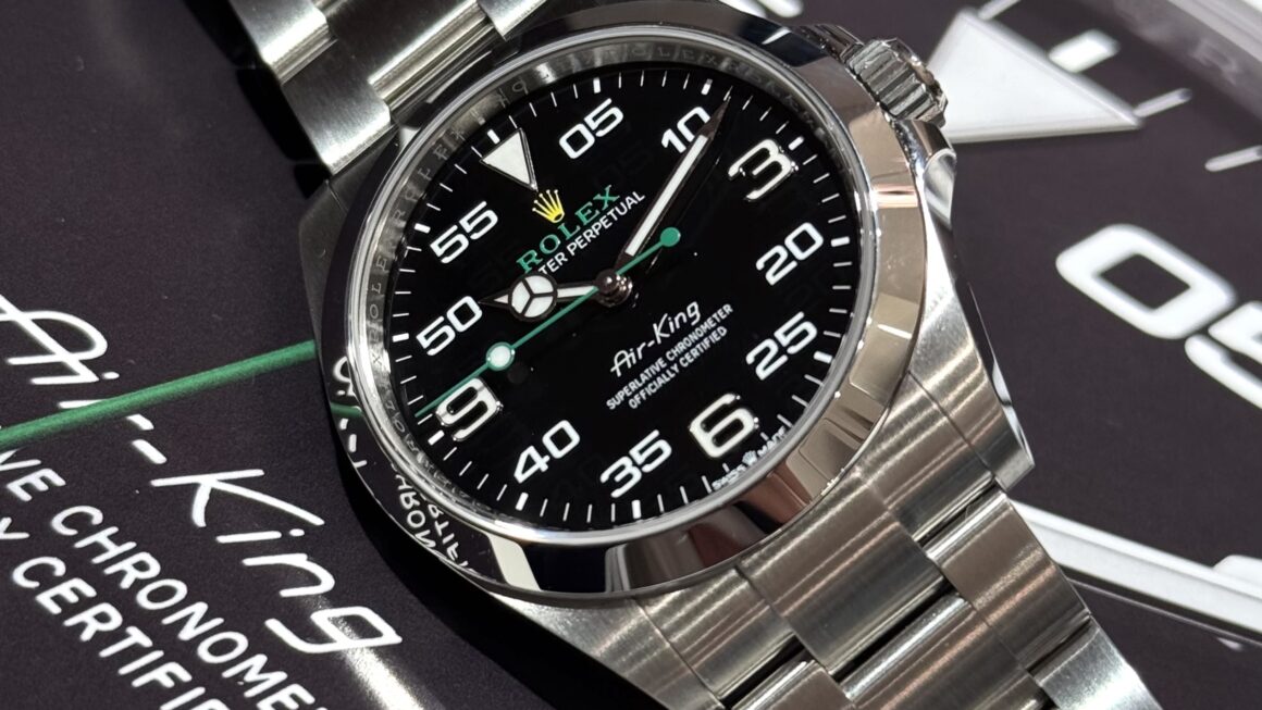 リューズガードが付いた空の王者　Ref.126900　