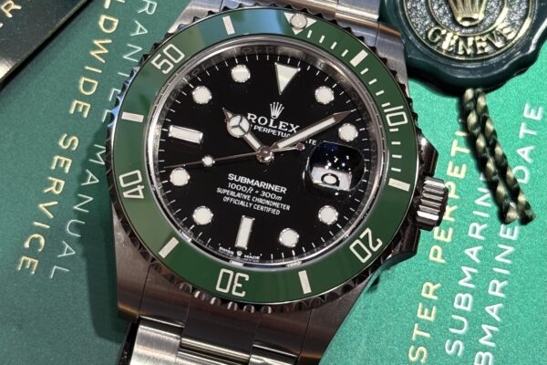 中古だけでなく新品も取り揃えております！　Ref.126610LV