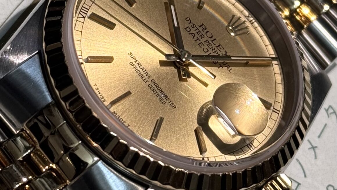 バーインデックスの横に小さくローマ数字が！　Ref.16233