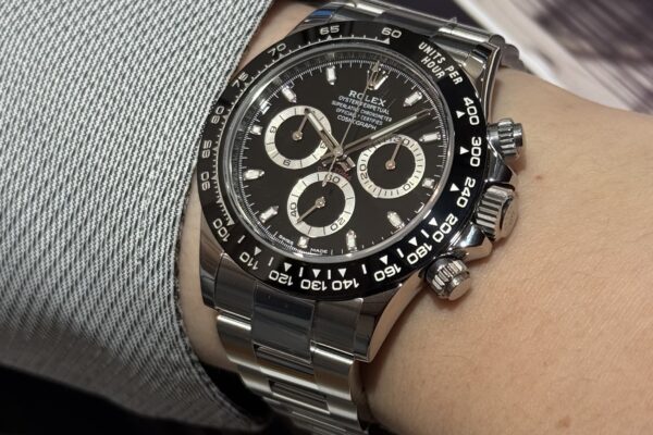 今なら割引価格にてご案内中！　Ref.116500LN