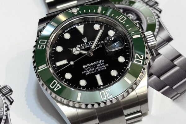 黒もいいけど緑ももおすすめ！　Ref.126610LV