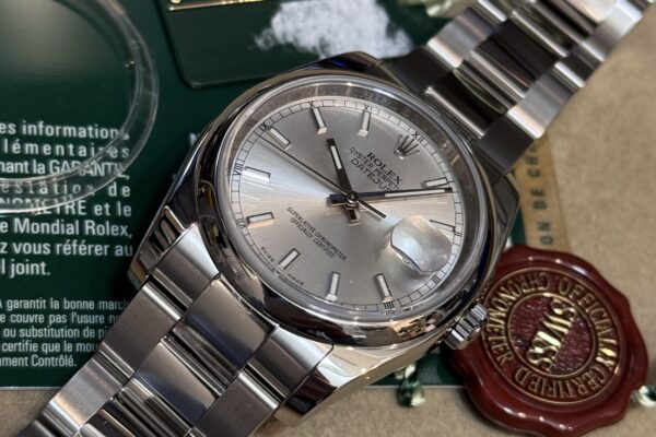 ビジネスシーンに最適なドレスウォッチ　Ref.116200　