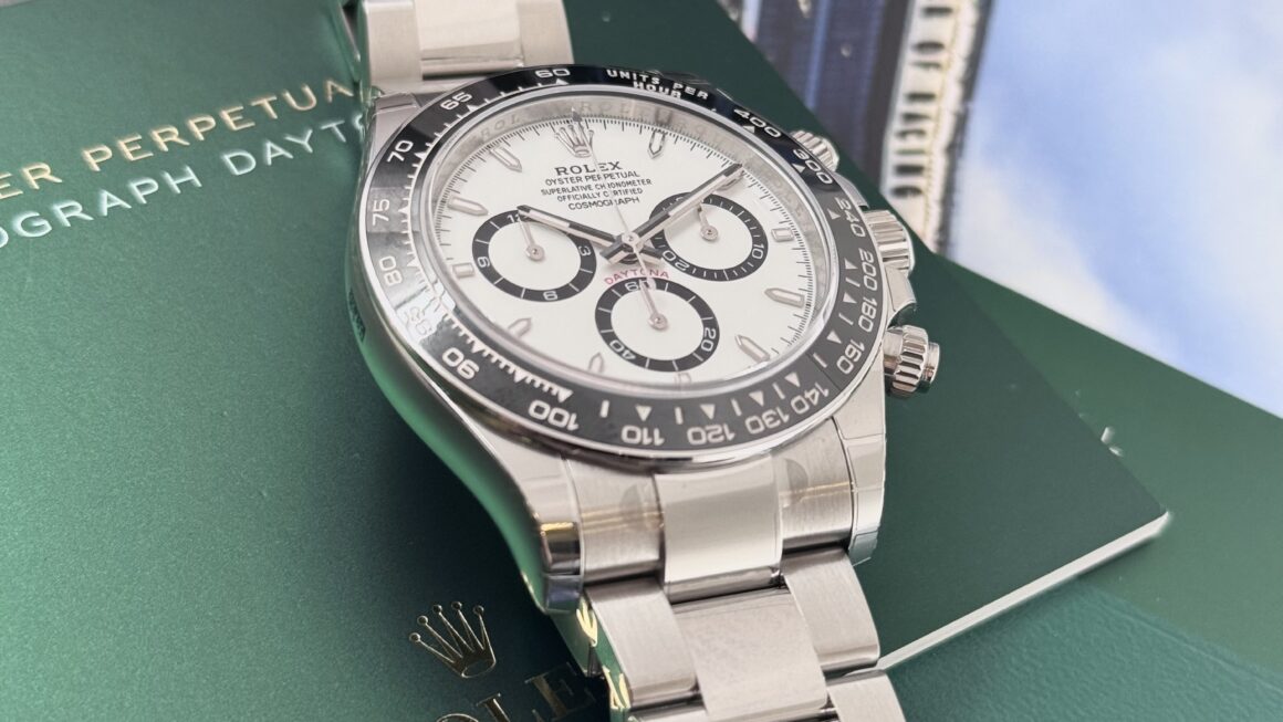 価格が上昇しております！！　Ref.126500LN