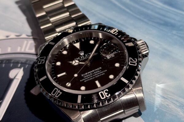 生まれ年も探しやすいロングセラーモデル　Ref.16610