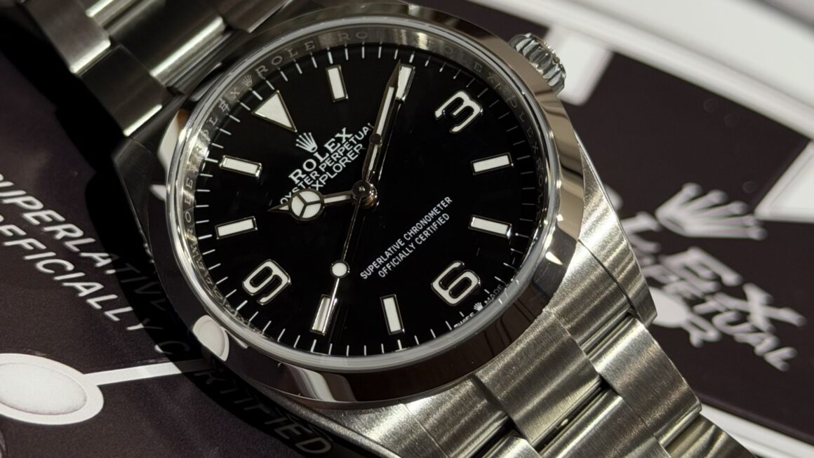 完成されたシンプルなデザイン　Ref.124270