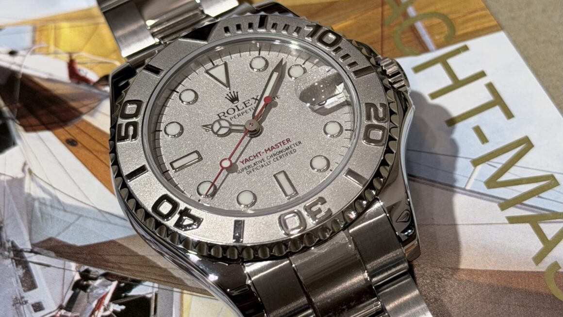 小柄な方でもフィットしやすい小振りなヨット！　Ref.168622　