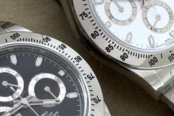 デッドストック品のデイトナも揃えております！　Ref.116520