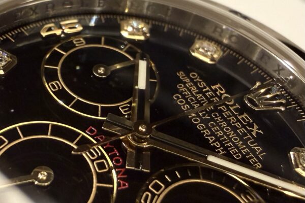 腕元に輝くデイトナロレゾール　Ref.116523G