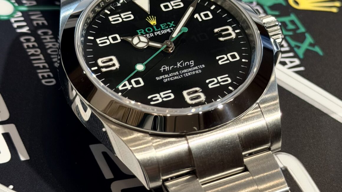 視認性が良く実用的なモデル　Ref.126900