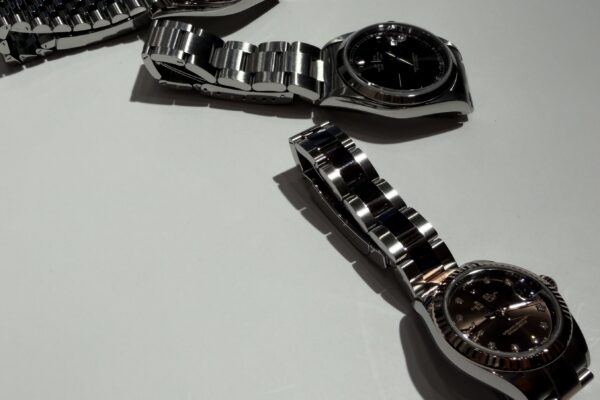 腕元を煌びやかに　中古商品入荷情報